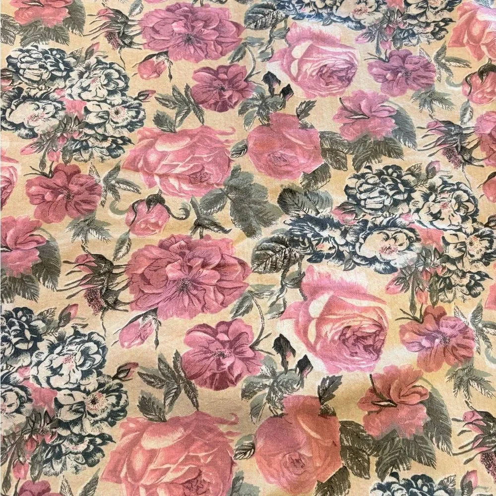 Floral Purple Rose Tablecloth